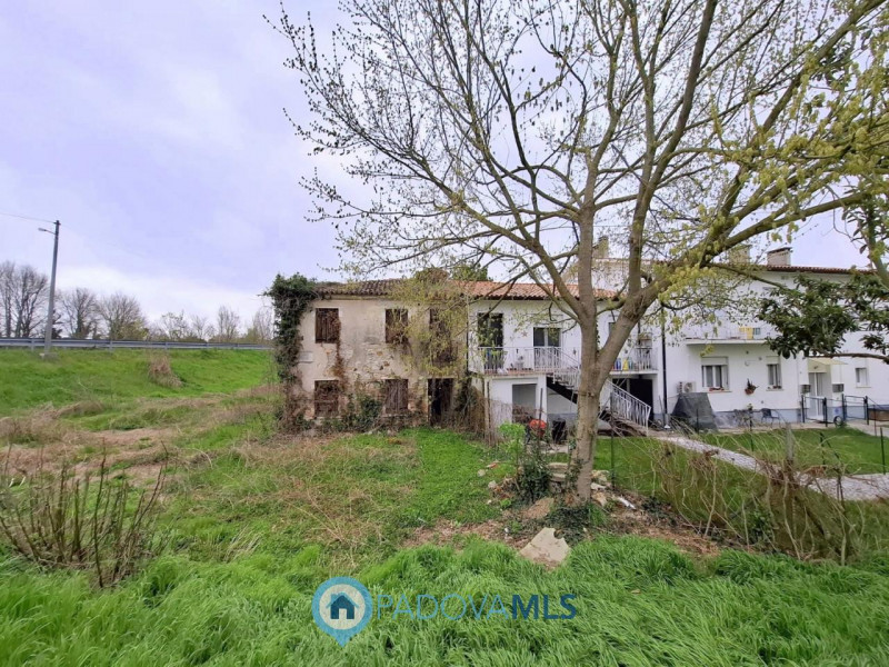 Immobile in esclusiva al Gruppo Padova MLS 

Indipendenza e potenziale a TENCAROLA/VOLTABRUSEGANA...