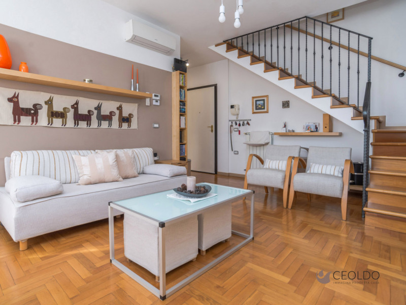 NOVENTA Località Noventana: venite a scoprire questo splendido appartamento ultimo piano,  duplex...