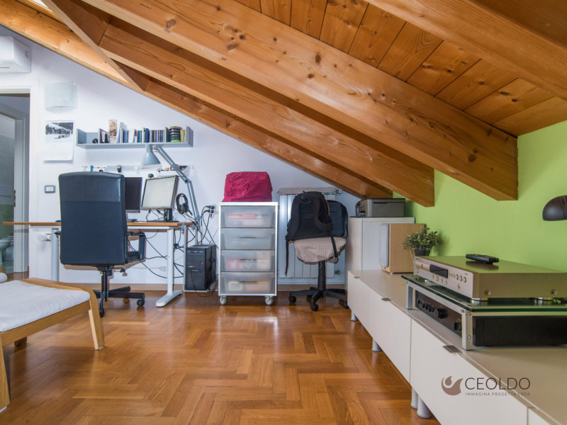 NOVENTA Località Noventana: venite a scoprire questo splendido appartamento ultimo piano,  duplex...
