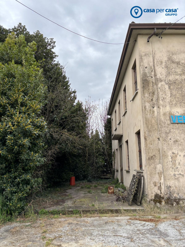 APPROVATO GRUPPO CASA PER CASA: VALUTATO, CONTROLLATO, GESTITO IN ESCLUSIVA!

ZONA:
L'immobile si...