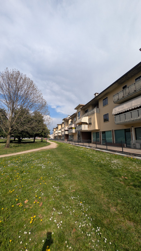 THIENE – via Giovanni XXIII n. 15 - Parco Del Donatore

Trattativa Unica Immobiliare, Via Prà Bor...