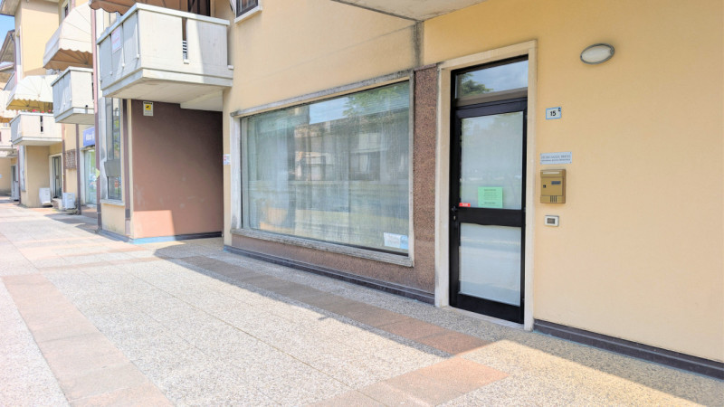 THIENE – via Giovanni XXIII n. 15 - Parco Del Donatore

Trattativa Unica Immobiliare, Via Prà Bor...