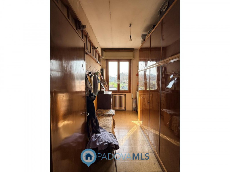 Immobile in esclusiva al Gruppo Padova MLS
Nel cuore del quartiere residenziale di Camin, a pochi...