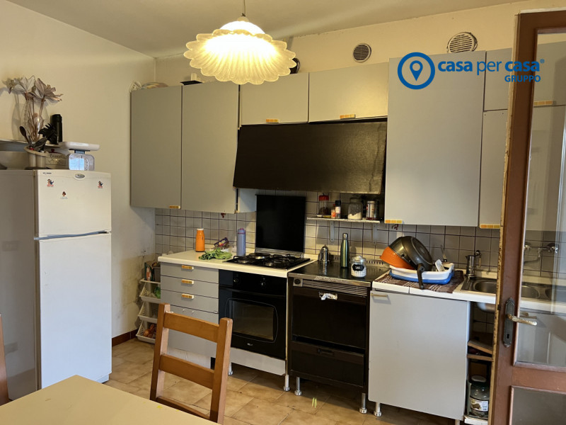 APPROVATO GRUPPO CASA PER CASA: VALUTATO, CONTROLLATO, GESTITO IN ESCLUSIVA!

ZONA:
L'abitazione ...