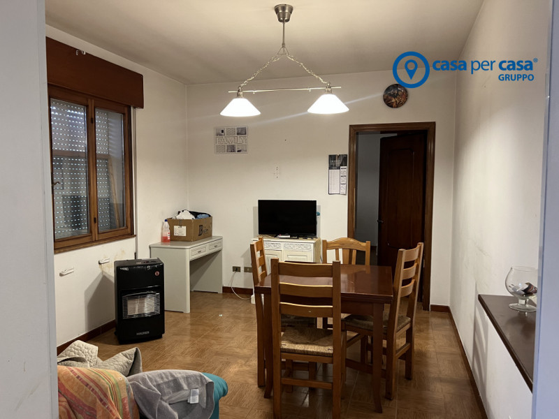 APPROVATO GRUPPO CASA PER CASA: VALUTATO, CONTROLLATO, GESTITO IN ESCLUSIVA!

ZONA:
L'abitazione ...