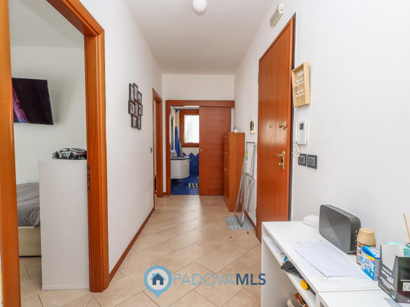 Immobile in esclusiva al Gruppo Padova MLS

In una delle zone residenziali più tranquille e richi...