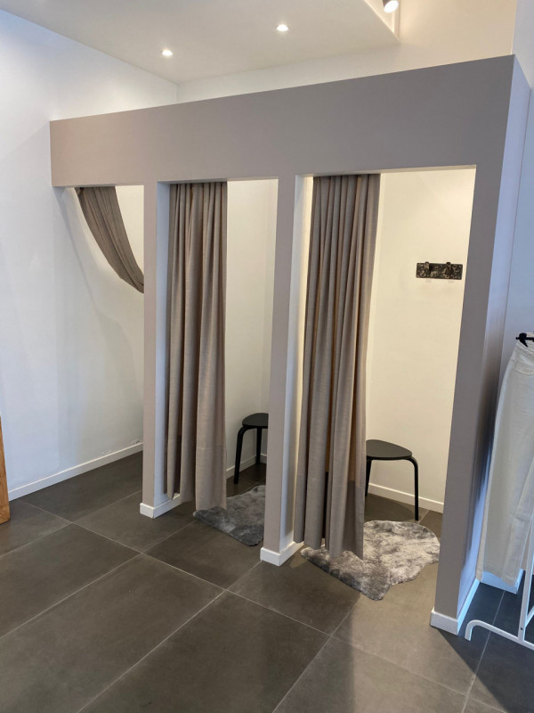 S.CARLO - S. GREGORIO Classe Energetica E - EPgl,nren 592,83 KWh/mq anno.
Su strada principale co...