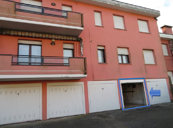 Rif. A.A.347-24

Vendita all'asta - appartamento al 1° piano con garage in data 15 maggio 2026

D...