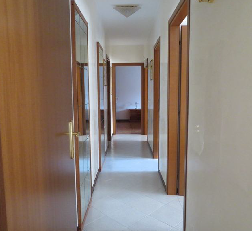 Rif. A.A.347-24

Vendita all'asta - appartamento al 1° piano con garage in data 15 maggio 2026

D...