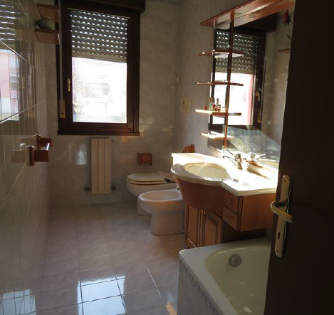 Rif. A.A.347-24

Vendita all'asta - appartamento al 1° piano con garage in data 15 maggio 2026

D...