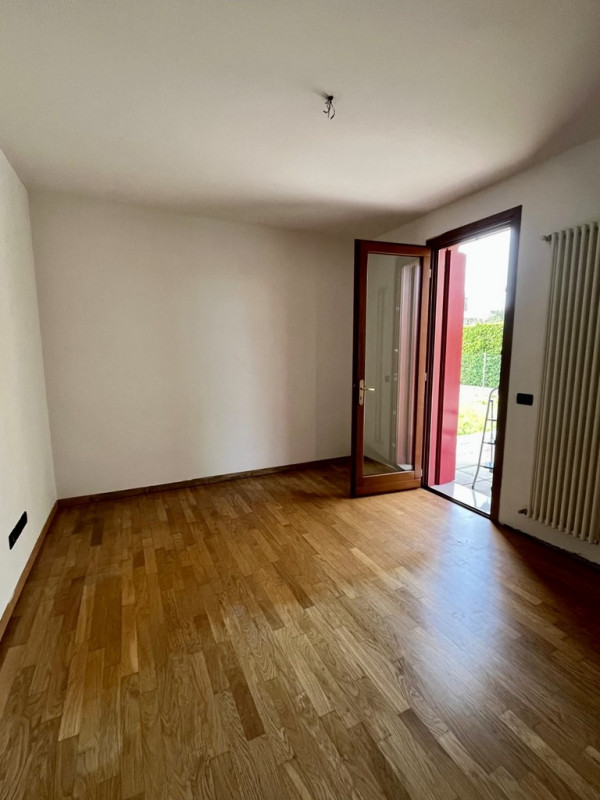 Quando vieni a scoprirlo? Proponiamo appartamento al piano terra a Monastiero (San Martino di Lup...