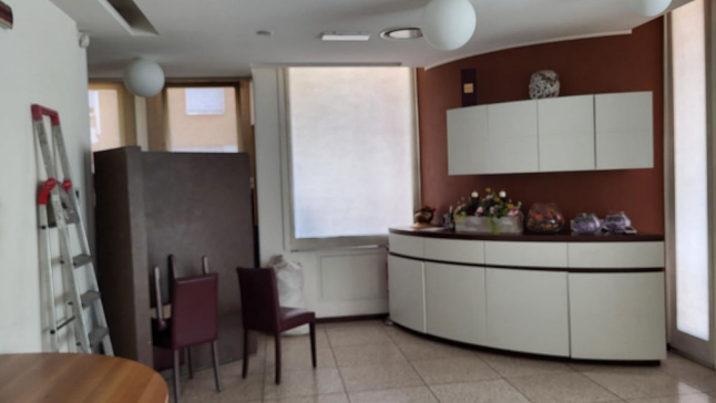 RIF. A.A.246-23

Vendesi all'asta - ristorante in data 14 maggio 2026

Descrizione: trattasi di u...