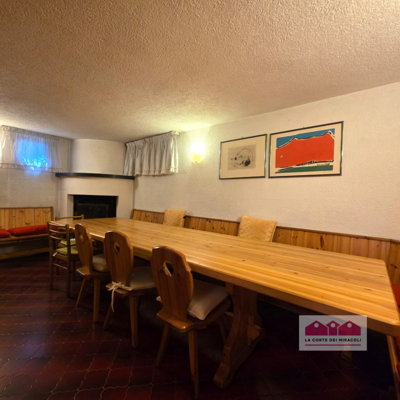 VICENZA-SAN BORTOLO: OTTIMA CASA SINGOLA VICINA AL CENTRO CITTADINO, 3 CAMERE + ZONA OSPITI E UFF...