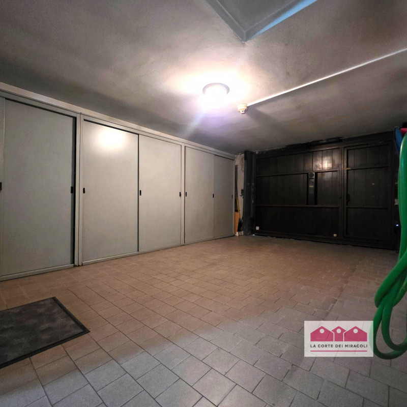 VICENZA-SAN BORTOLO: OTTIMA CASA SINGOLA VICINA AL CENTRO CITTADINO, 3 CAMERE + ZONA OSPITI E UFF...