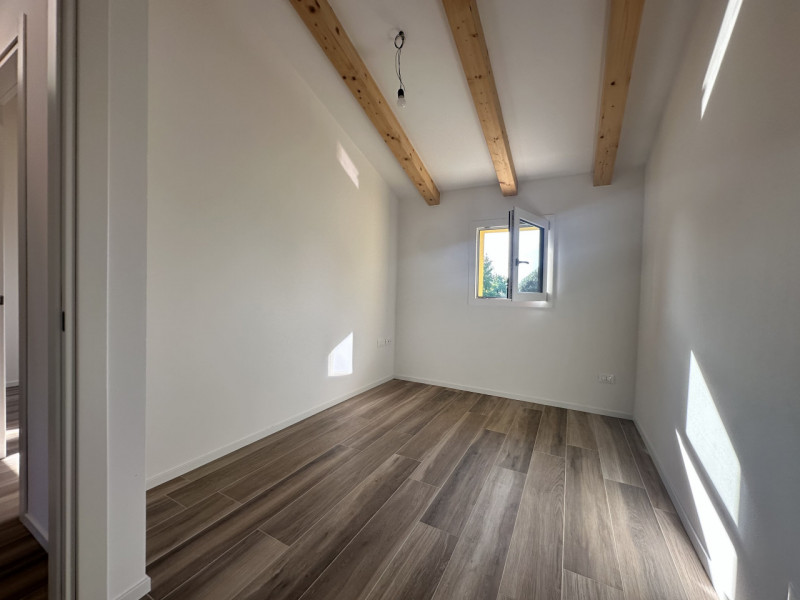 Brusegana. Euro 375.000 prezzo non trattabile. Casa schiera, su 2 livelli.  Classe A4, ep 26,16 k...