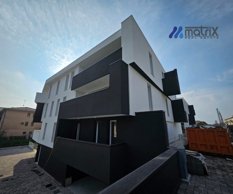 Appartamenti 3 camere €. 256.000 Nuova costruzione Cl A4

Prezzi per appartamenti 3 Camere a part...