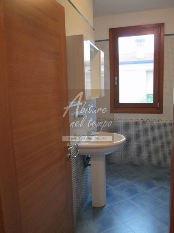 SAN GIORGIO IN BOSCO (PD) - VICOLO DEI TIGLI

In nostra esclusiva proponiamo in vendita un appart...