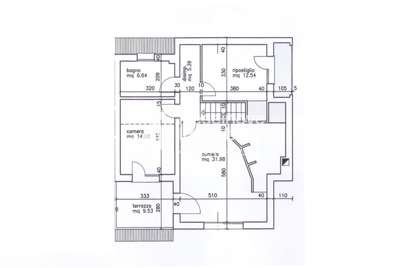 (Per INFO Feltrin ing. Gianni 3288349492) Proponiamo in vendita bifamiliare con ampi spazi dispos...