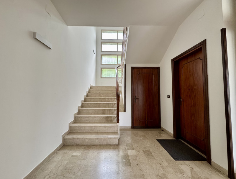 Rossano Veneto - Villa singola su lotto di 650 mq - Euro 299.000

Open House Day, Sabato 9 Maggio...