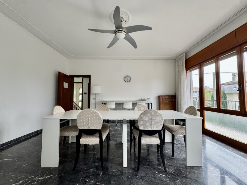 Rossano Veneto - Villa singola su lotto di 650 mq - Euro 299.000

Open House Day, Sabato 9 Maggio...