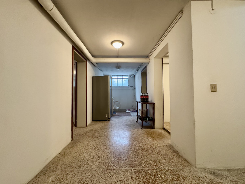 Rossano Veneto - Villa singola su lotto di 650 mq - Euro 299.000

Trattativa riservata Unica Immo...