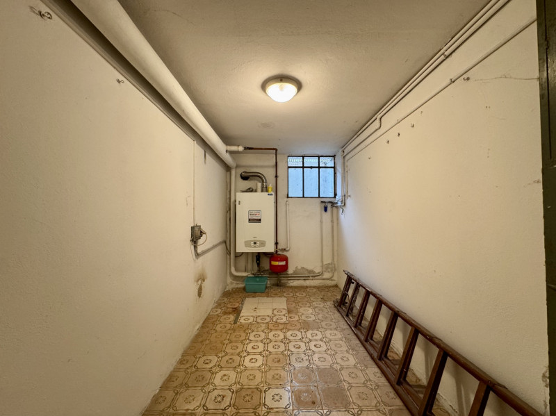 Rossano Veneto - Villa singola su lotto di 650 mq - Euro 299.000

Trattativa riservata Unica Immo...