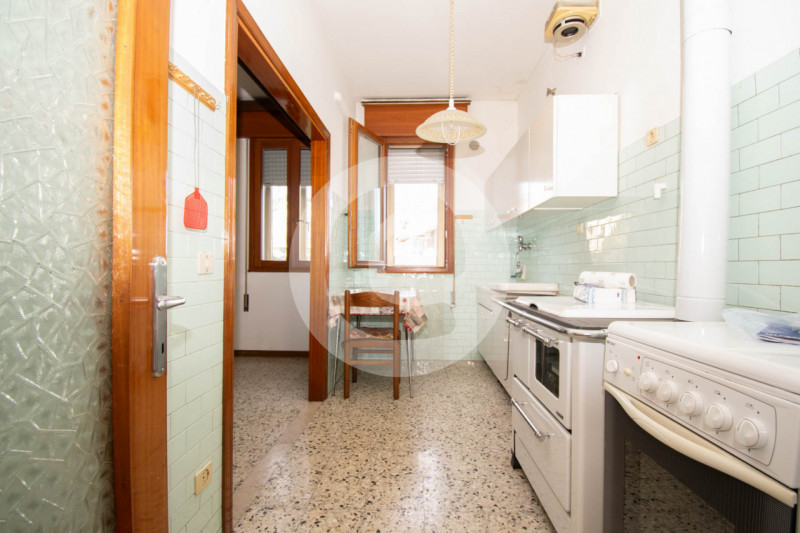 In vendita a San Giorgio delle Pertiche (PD), in una zona tranquilla e immersa nel verde, proponi...