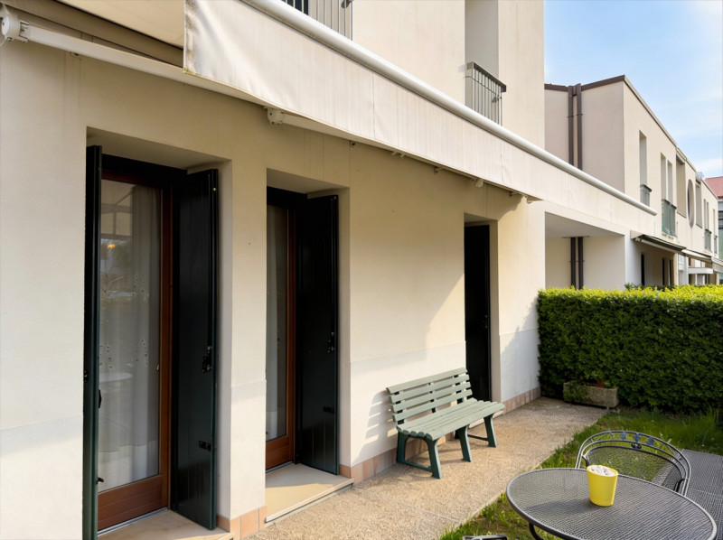 (Per INFO Vittorio 3517343301) Proponiamo in vendita un accogliente appartamento trilocale di cir...