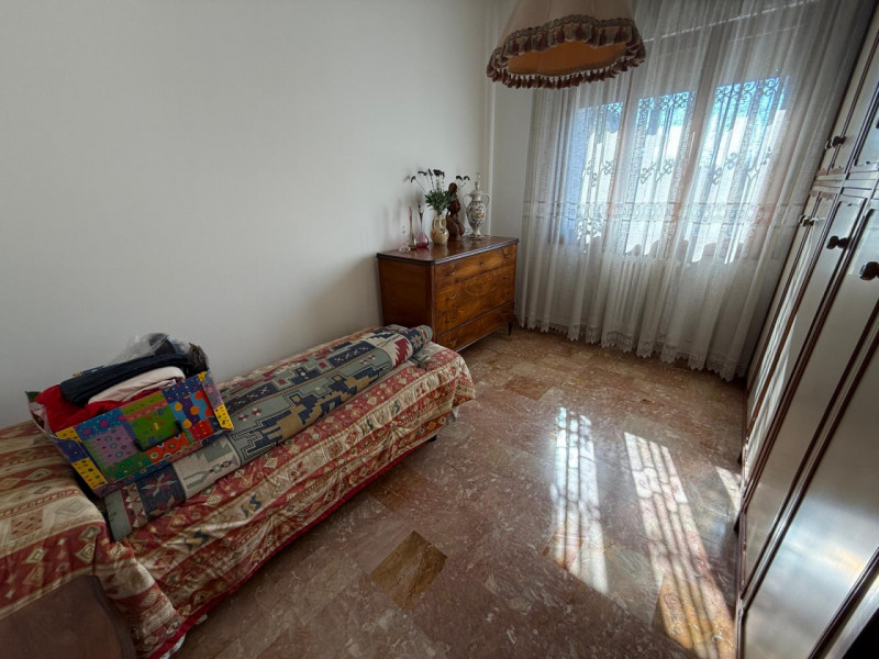 A Marocco di Mogliano Veneto, in zona tranquilla e residenziale, proponiamo in vendita ampia porz...