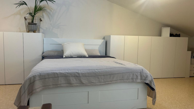 In tranquilla zona residenziale a Sant’Andrea oltre il Muson, a pochi minuti dal centro di Castel...