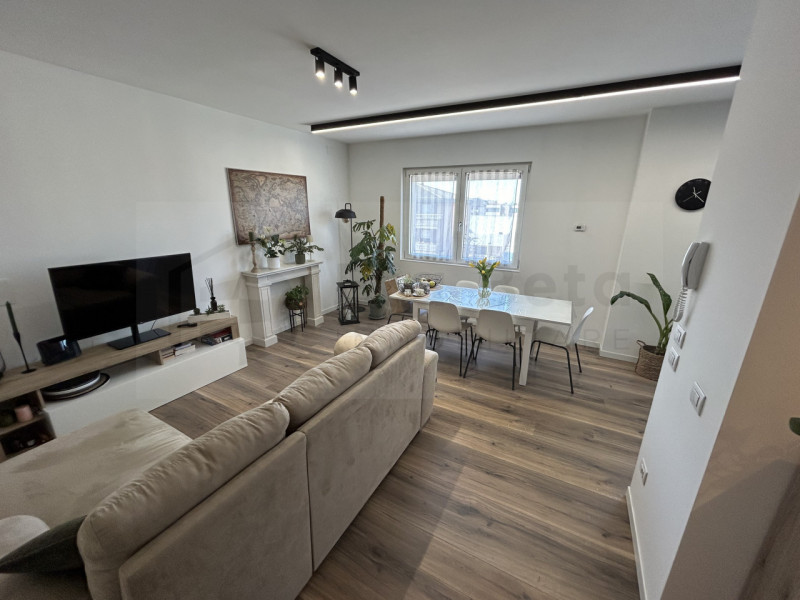 In vendita, nel cuore di Limena, proponiamo un elegante appartamento trilocale situato al secondo...