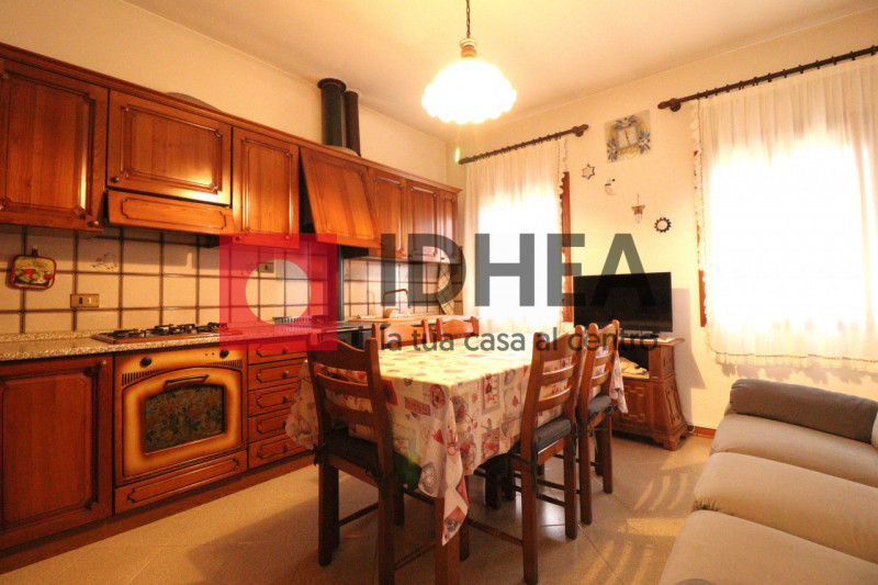 PONZANO VENETO

""" RIFERIMENTO FRP3 """

L'agenzia immobiliare Idhea ha il piacere di proporvi q...