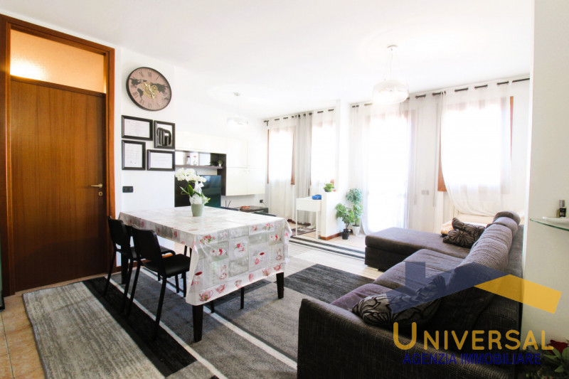 ARSEGO - In zona centralissima,che permette di raggiungere tutti i servizi del paese, quali scuol...