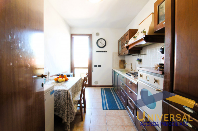 ARSEGO - In zona centralissima,che permette di raggiungere tutti i servizi del paese, quali scuol...