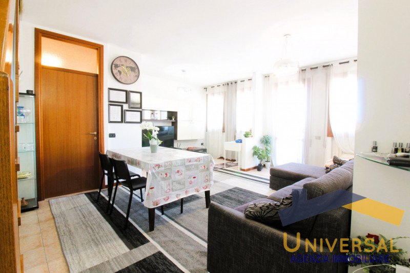 ARSEGO - In zona centralissima,che permette di raggiungere tutti i servizi del paese, quali scuol...