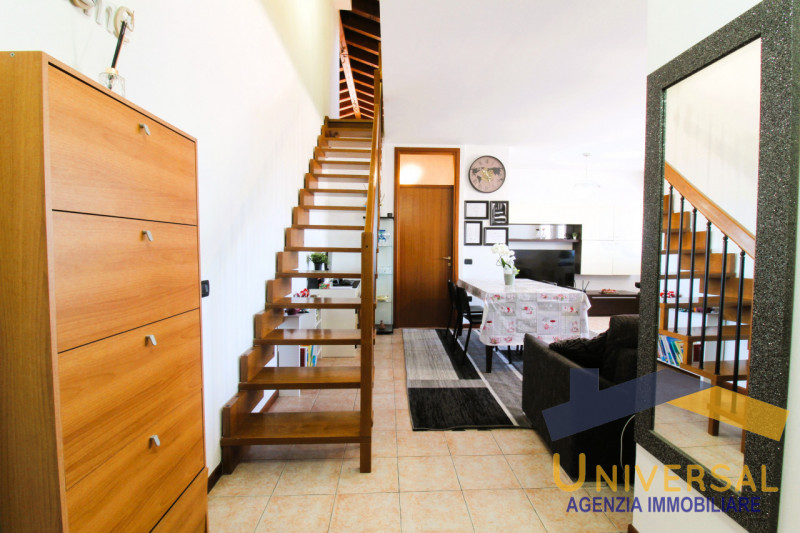 ARSEGO - In zona centralissima,che permette di raggiungere tutti i servizi del paese, quali scuol...