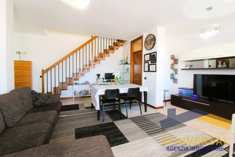 ARSEGO - In zona centralissima,che permette di raggiungere tutti i servizi del paese, quali scuol...