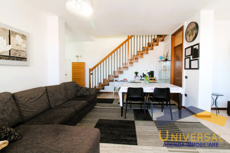 ARSEGO - In zona centralissima,che permette di raggiungere tutti i servizi del paese, quali scuol...