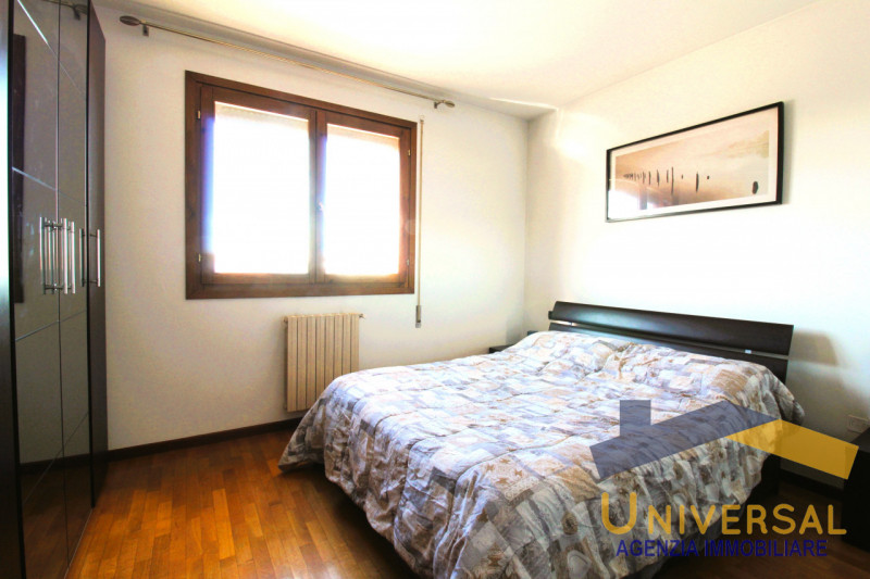 ARSEGO - In zona centralissima,che permette di raggiungere tutti i servizi del paese, quali scuol...