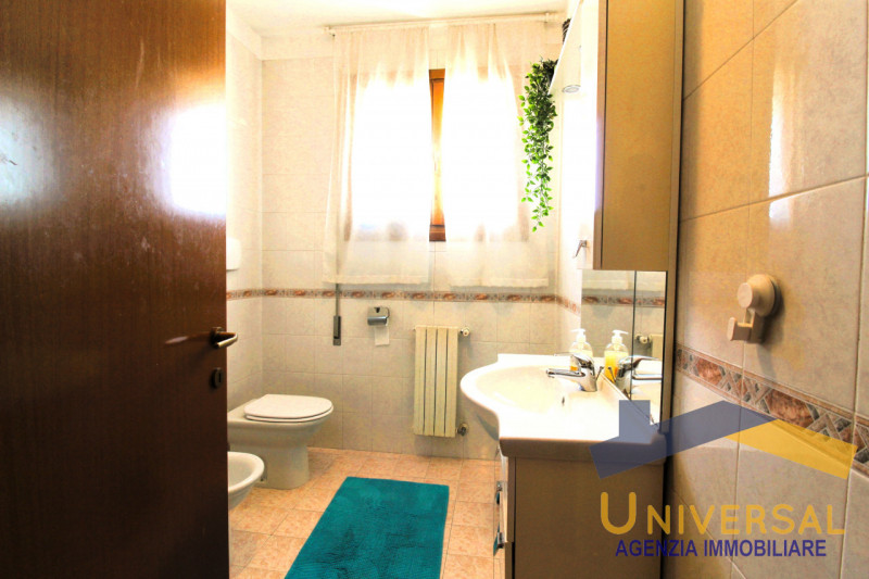 ARSEGO - In zona centralissima,che permette di raggiungere tutti i servizi del paese, quali scuol...