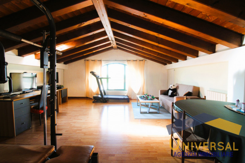 ARSEGO - In zona centralissima,che permette di raggiungere tutti i servizi del paese, quali scuol...