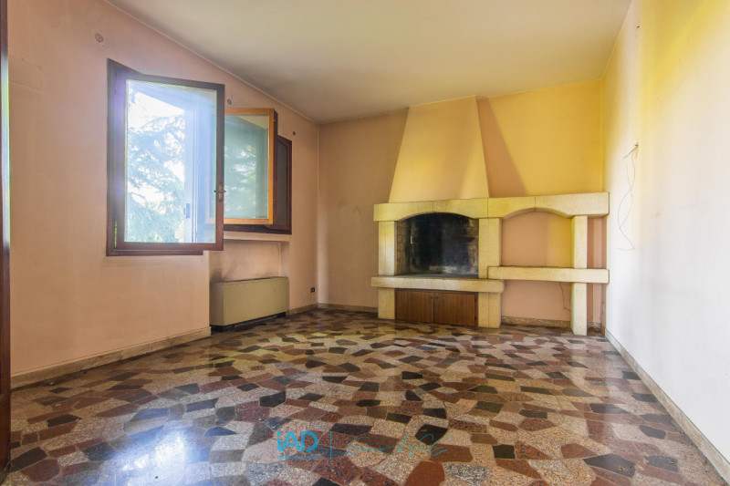 Se stai cercando una casa che ti dia davvero SPAZIO, INDIPENDENZA e QUALITÀ DI VITA, fermati un a...