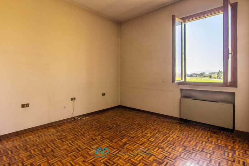 Se stai cercando una casa che ti dia davvero SPAZIO, INDIPENDENZA e QUALITÀ DI VITA, fermati un a...