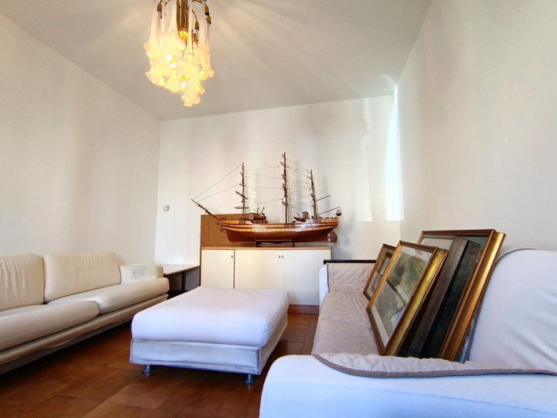 Rif. PS240
Situata nel cuore di Piove di Sacco, proponiamo in vendita una casa indipendente accos...