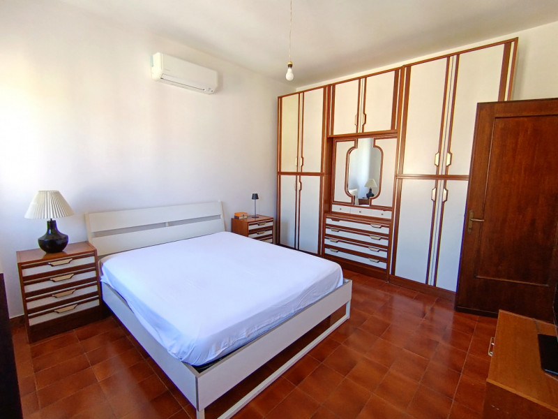 Rif. PS240
Situata nel cuore di Piove di Sacco, proponiamo in vendita una casa indipendente accos...