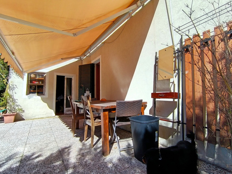 Rif. PS240
Situata nel cuore di Piove di Sacco, proponiamo in vendita una casa indipendente accos...