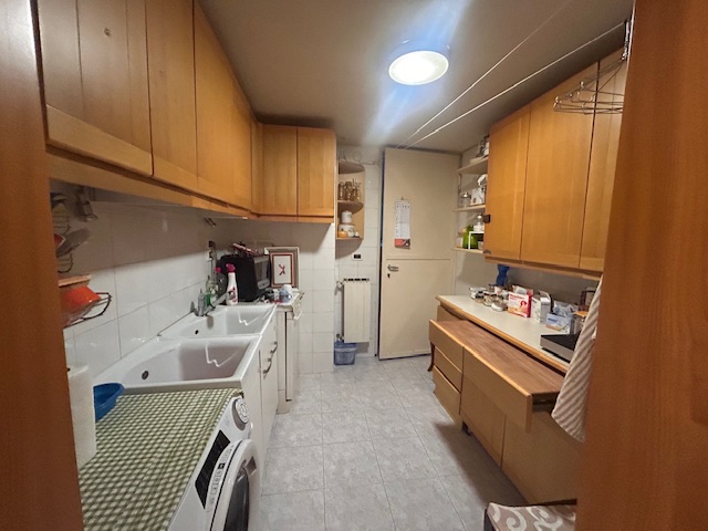 L'agenzia Iris è lieta di presentare una splendida villa bifamiliare situata in uno dei più affas...