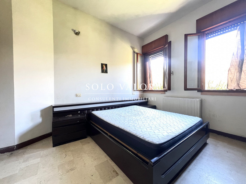 Rif. A927 (per info 338 9387816 Matteo)

Appartamento al piano terra in frazione di Vedelago. L’i...