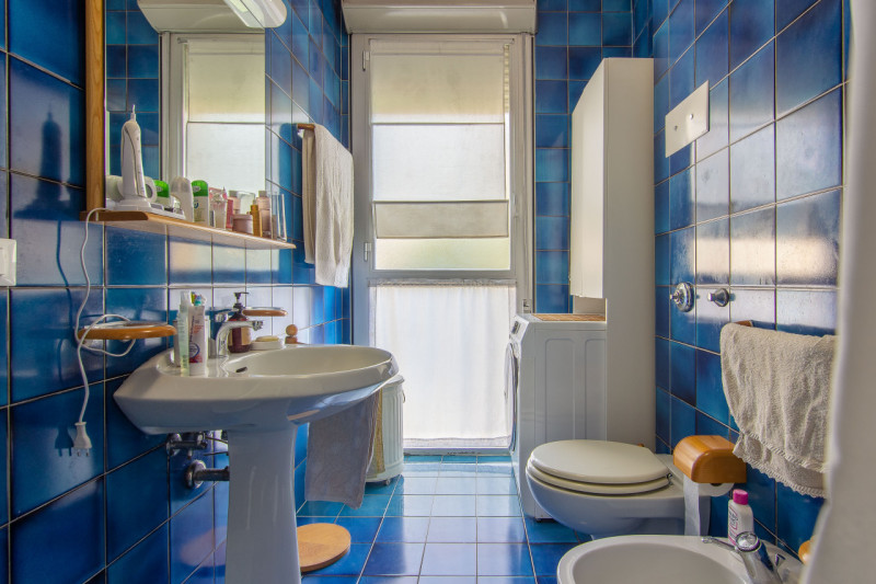 In Piazza Petrarca, davanti alla chiesa del Carmine, proponiamo appartamento sito su un complesso...