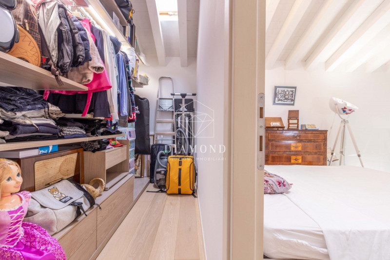 DISPONIBILE DAL 01 AGOSTO 2026.

Falzè di Trevignano: mini appartamento disposto su due livelli (...